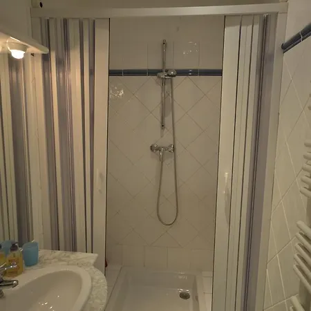 Apartment Wonderful Seafront Cannes