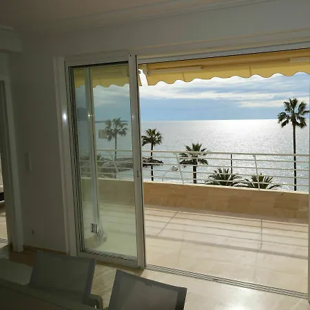 Wonderful Seafront *